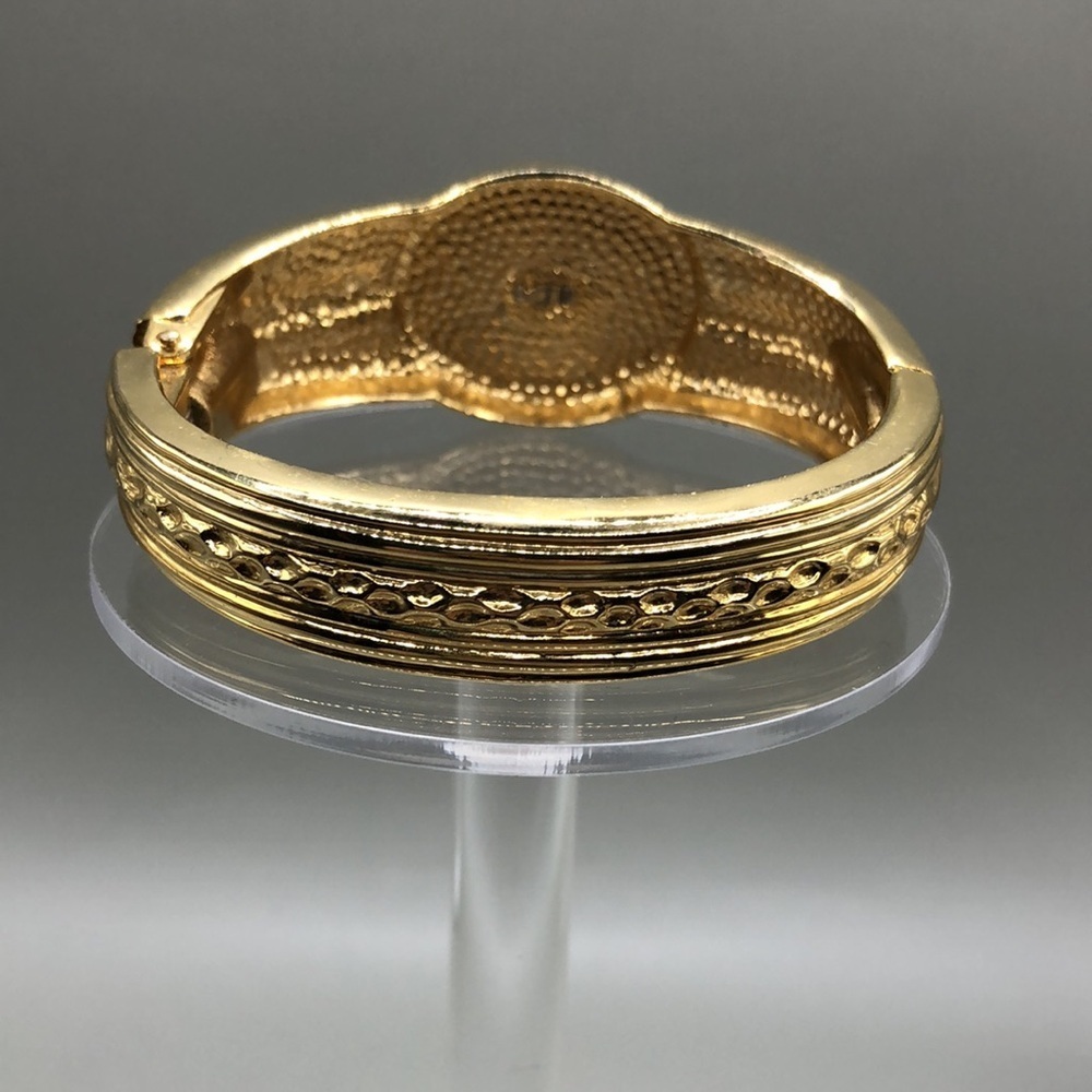 Vintage infinity knots statement style clamper bracelet gold costume jewelry - Picture 3 of 8